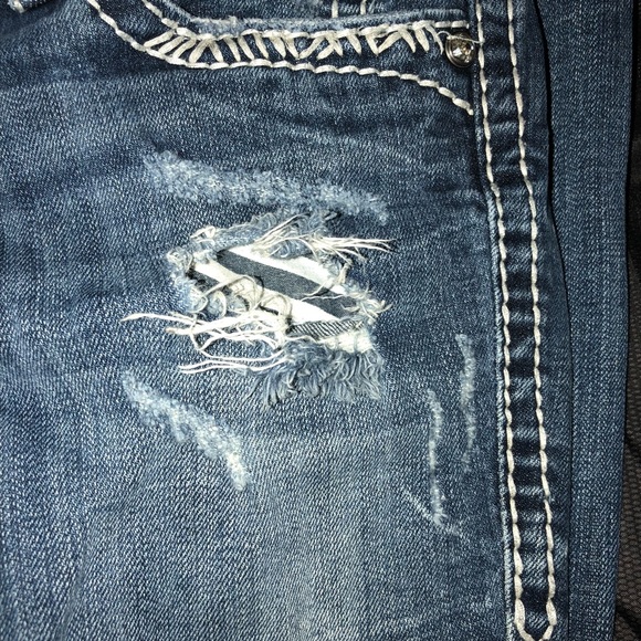 *sold* - Picture 5 of 7